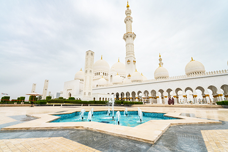 Grand_Mosque_Dubai_UAE_650075443_450